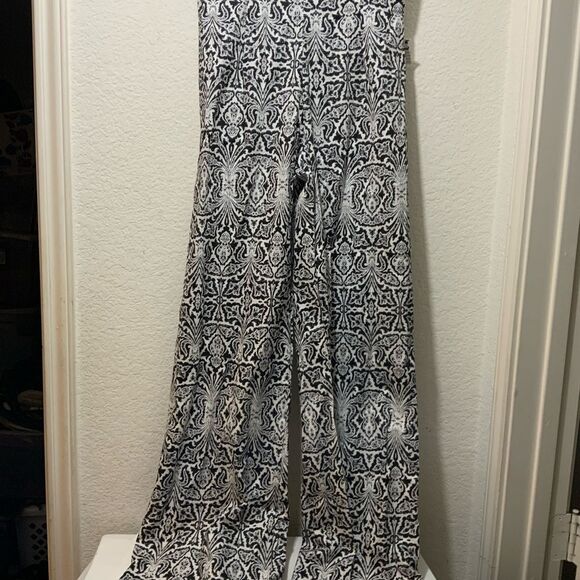 Never A Wallflower Women's art  black/white Flare Pants Size S NWT $264 - Picture 7 of 10